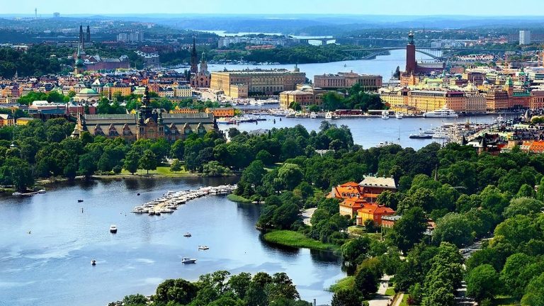 Estocolmo – (Suecia) excursiones para cruceriestas en autocar con guia oficial mucho más baratas que comprandolas abordo de cualquier crucero