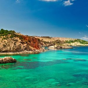 Las 10 playas secretas más bonitas de Europa / www.viajesiltrida.com / Les 120 platges secretes mes boniques d’Europa