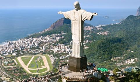 Empieza la cuenta atrás para el Mundial de Futbol de Brasil / Comença el compte enrera pel Mundial de futbol de Brasil